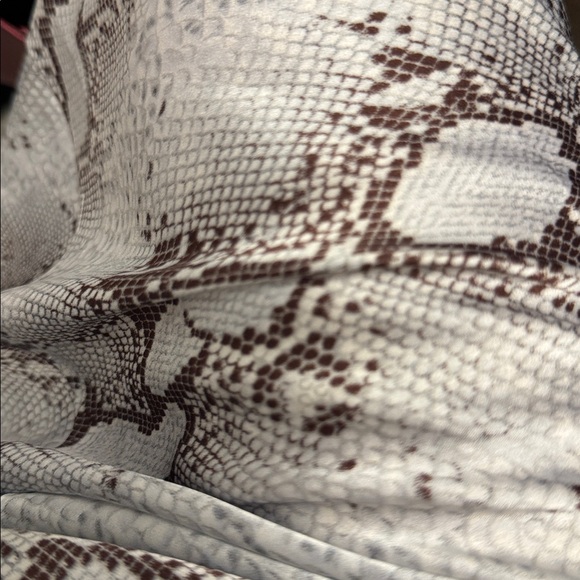 Flowy Snake Print Women's Midi Slit Side Zipper Skirt - Picture 11 of 12